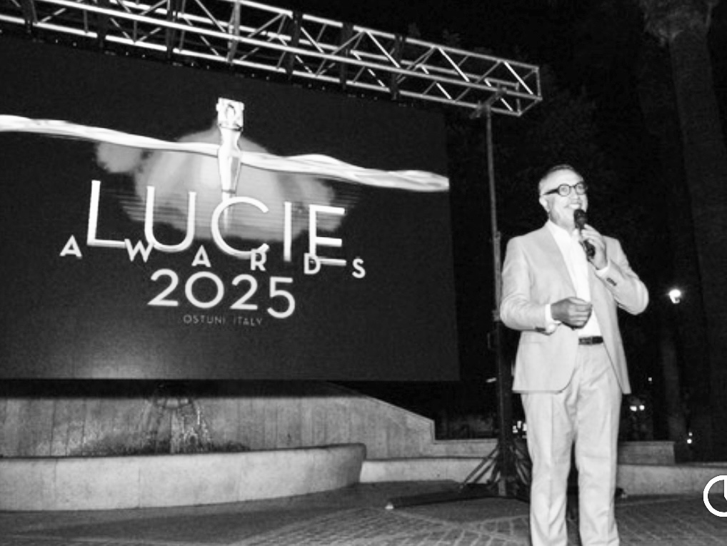 NIGHTLY PROJECTIONS & SCREENING